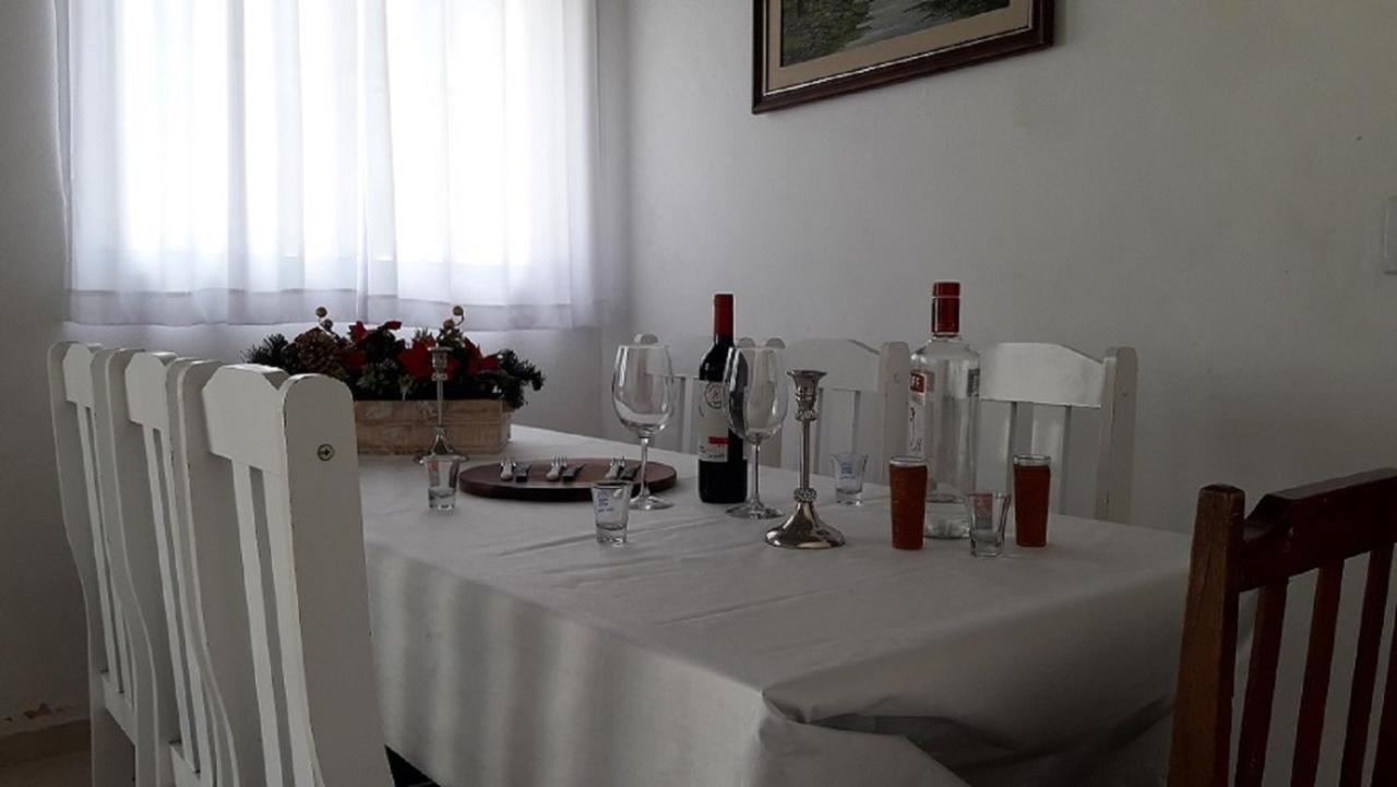 Linda Chacara Com Piscina Churrasqueira E Wi-Fi Mairinque Εξωτερικό φωτογραφία