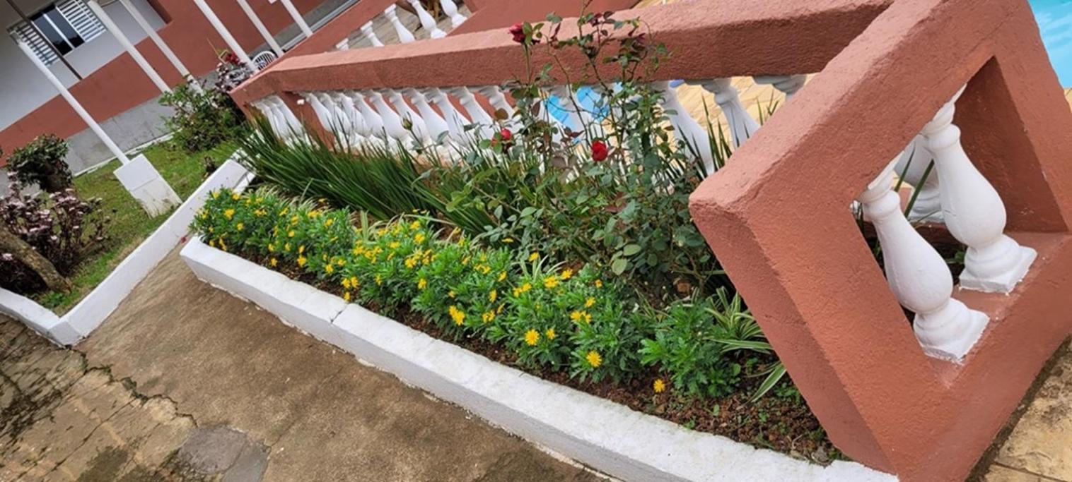 Linda Chacara Com Piscina Churrasqueira E Wi-Fi Mairinque Εξωτερικό φωτογραφία