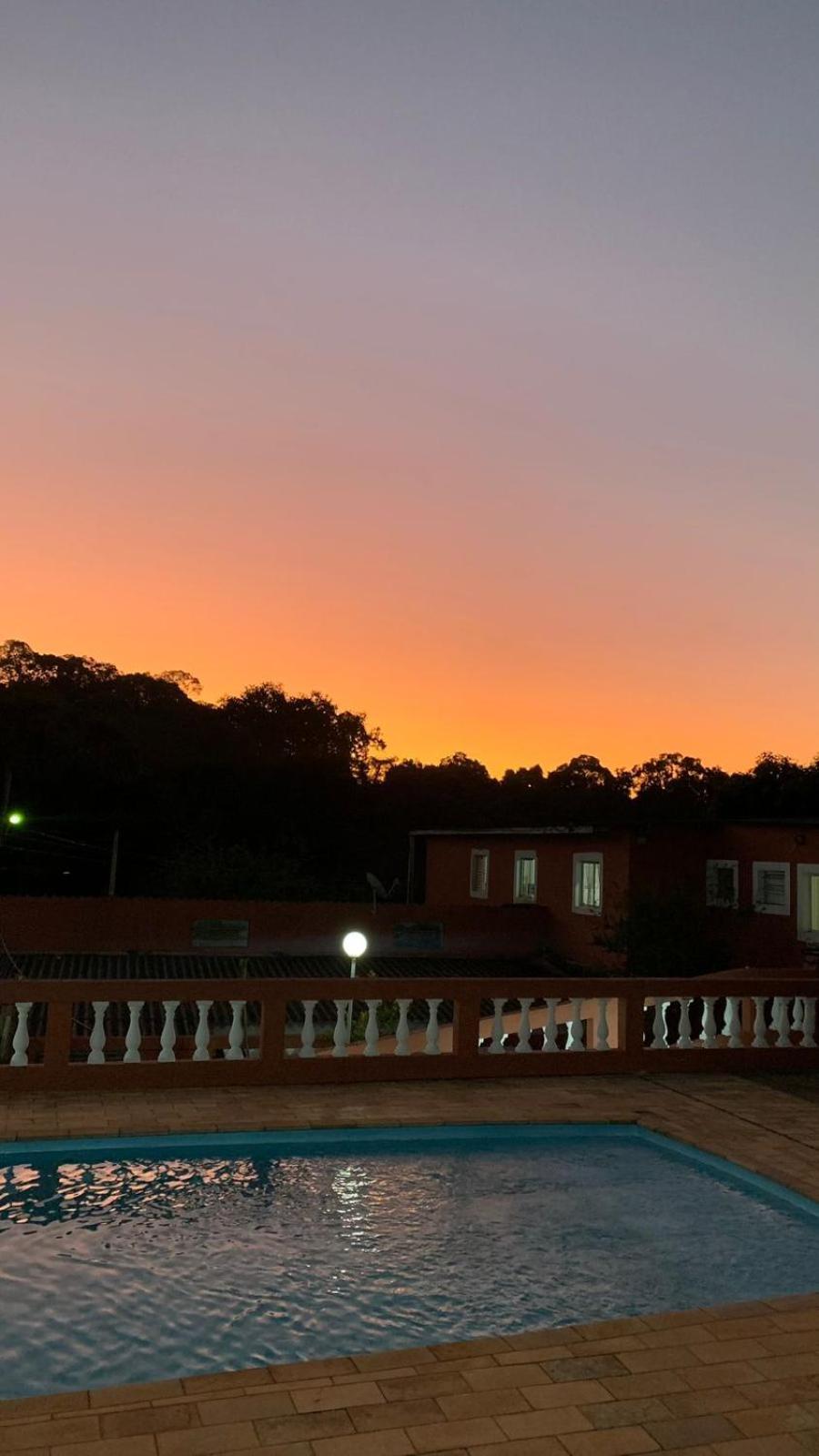 Linda Chacara Com Piscina Churrasqueira E Wi-Fi Mairinque Εξωτερικό φωτογραφία